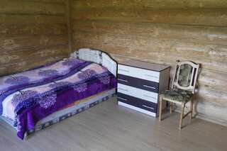 Загородные дома Agrousadba Ozero Ladeniki Новогрудок Двухместный номер Делюкс с 1 кроватью и дополнительной кроватью-1